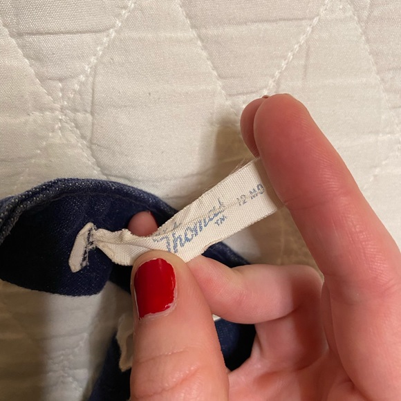 Vintage Girls 12 Month Dark Denim Eyelet Overall Shorts Romper Pocket Ruffle 80s - Picture 11 of 11